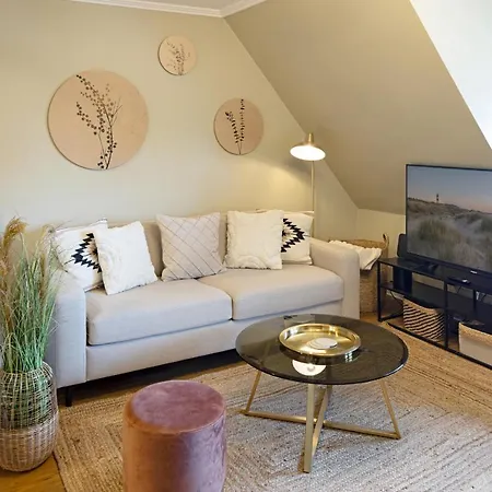 Apartment Hideaway